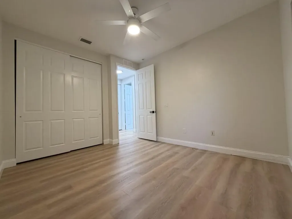 6268 S Military Trail Lake Worth FL 33463