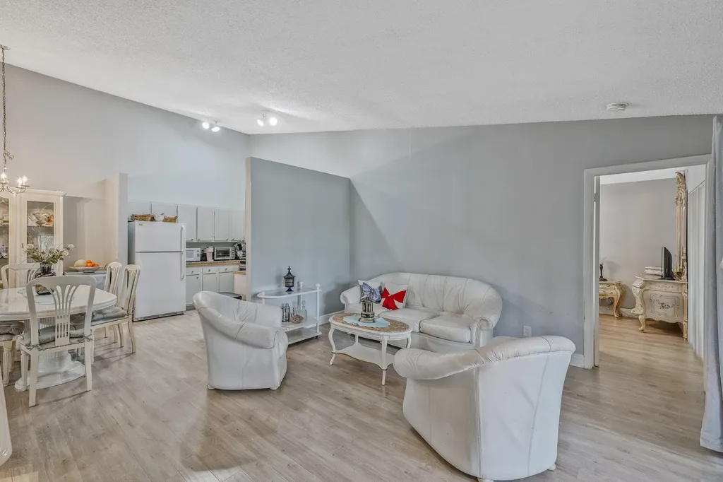 6544 Chasewood Drive Jupiter FL 33458
