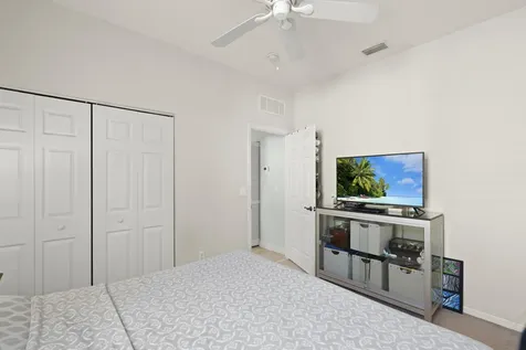 333 SW Coconut Key Way Port St Lucie FL 34986