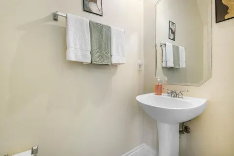 21196 Via Ventura Boca Raton FL 33433