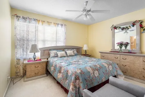 21196 Via Ventura Boca Raton FL 33433