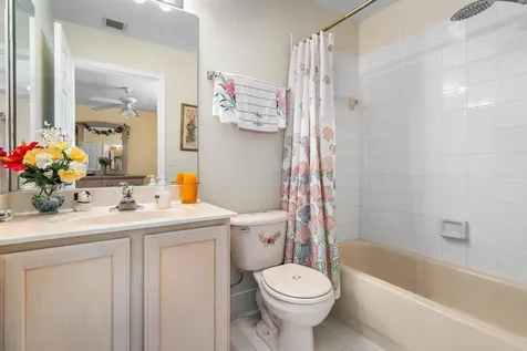 21196 Via Ventura Boca Raton FL 33433