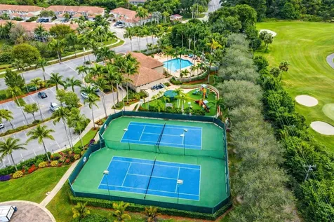 21196 Via Ventura Boca Raton FL 33433