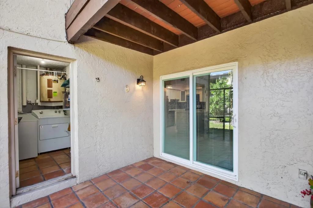 3324 Quail Close Pompano Beach FL 33064