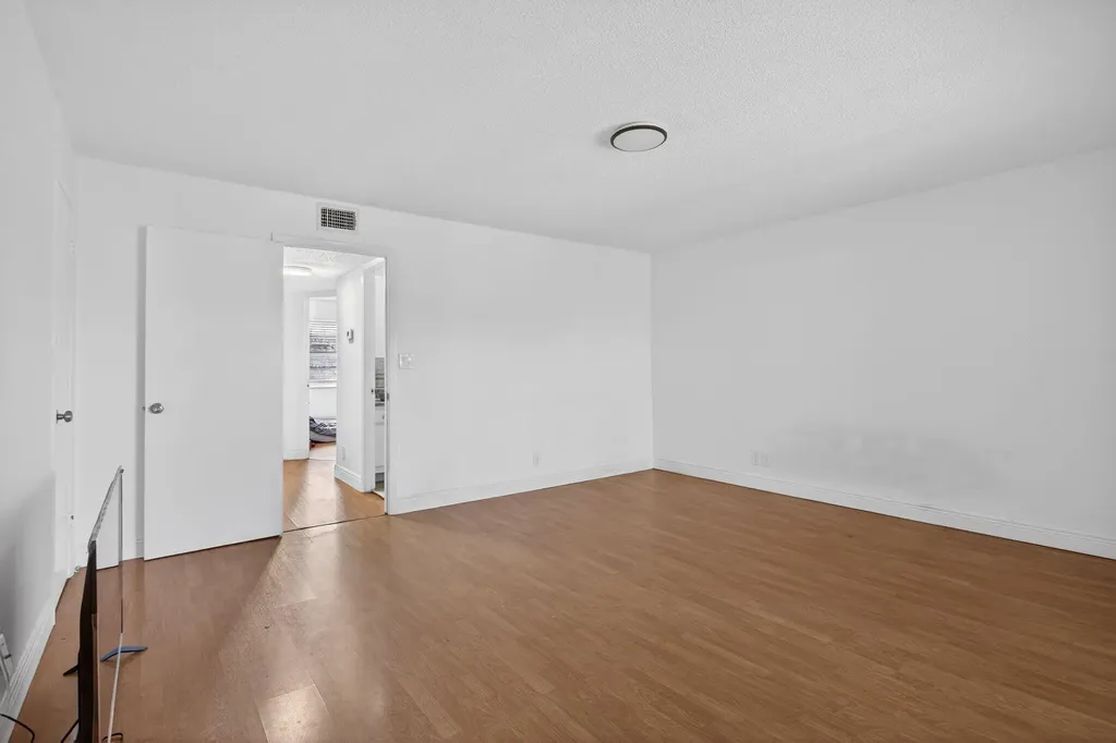 3324 Quail Close Pompano Beach FL 33064