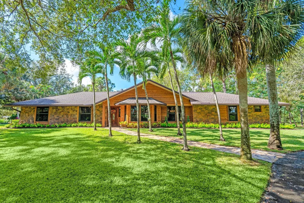 5405 Duckweed Road Wellington FL 33449