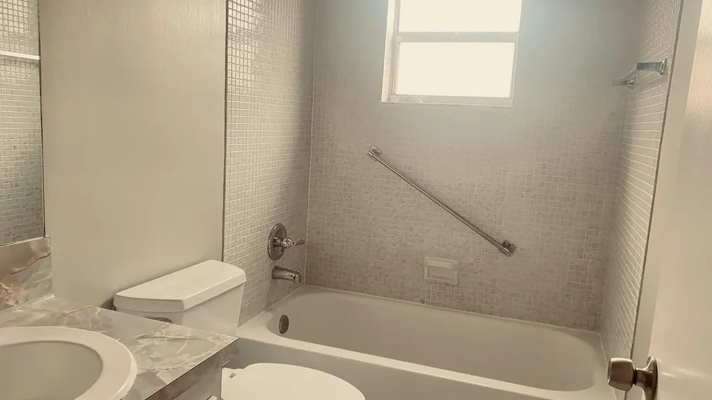 177 Flanders D Delray Beach FL 33484