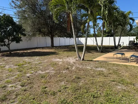 1538 SW Calmar Avenue Port St Lucie FL 34953