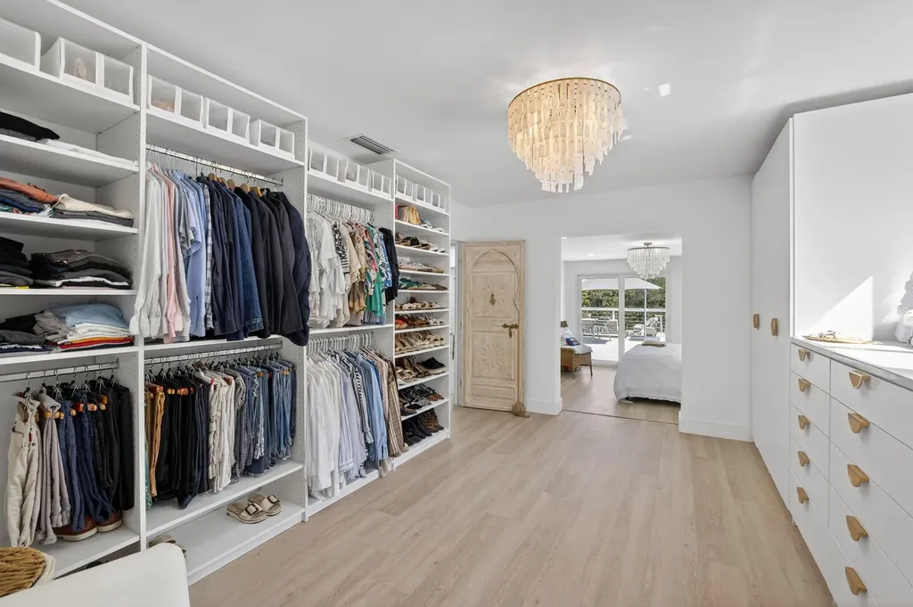 876 NW 6th Avenue Boca Raton FL 33432