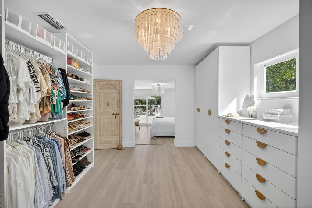876 NW 6th Avenue Boca Raton FL 33432