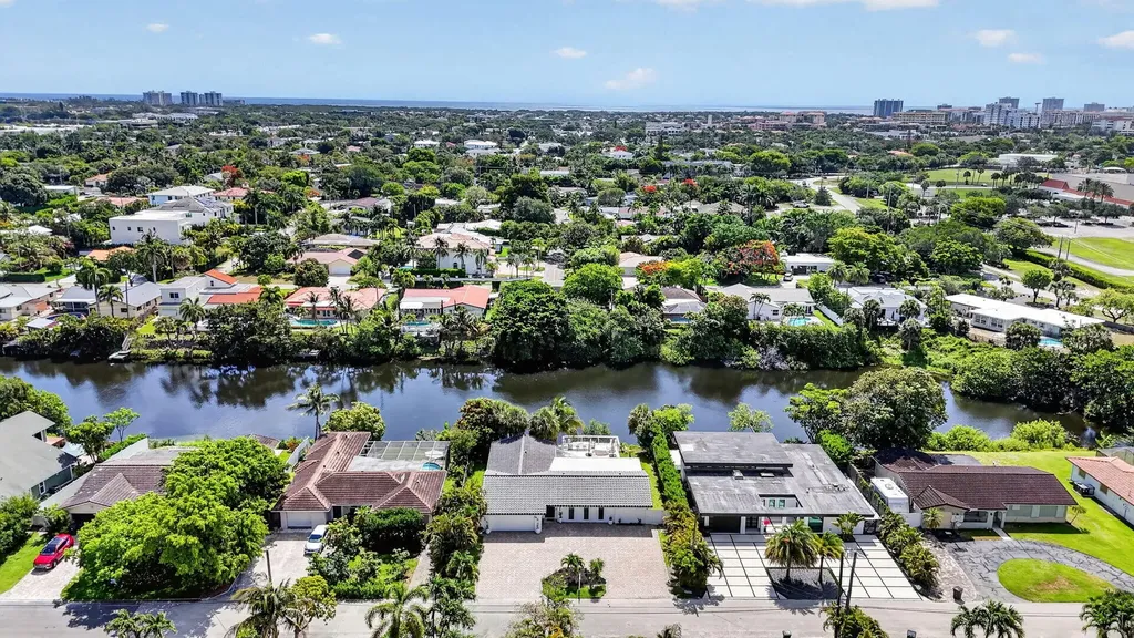 876 NW 6th Avenue Boca Raton FL 33432