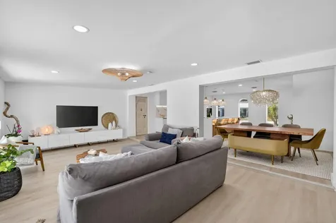 876 NW 6th Avenue Boca Raton FL 33432