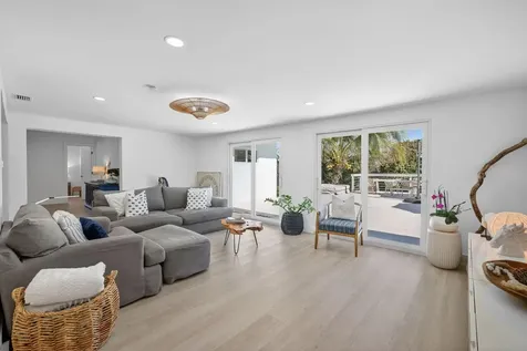 876 NW 6th Avenue Boca Raton FL 33432
