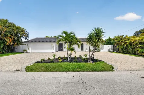 876 NW 6th Avenue Boca Raton FL 33432