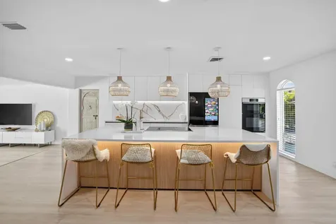 876 NW 6th Avenue Boca Raton FL 33432