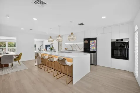 876 NW 6th Avenue Boca Raton FL 33432