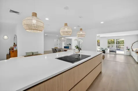 876 NW 6th Avenue Boca Raton FL 33432