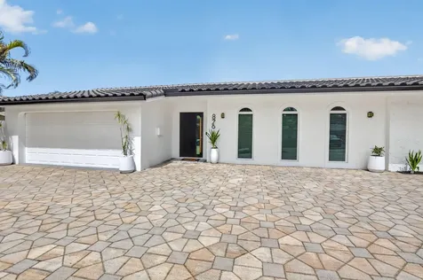 876 NW 6th Avenue Boca Raton FL 33432