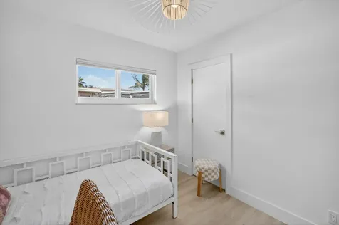 876 NW 6th Avenue Boca Raton FL 33432