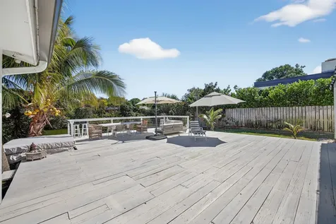 876 NW 6th Avenue Boca Raton FL 33432