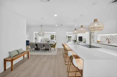 876 NW 6th Avenue Boca Raton FL 33432