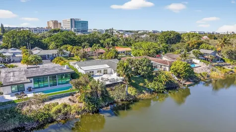 876 NW 6th Avenue Boca Raton FL 33432