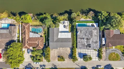 876 NW 6th Avenue Boca Raton FL 33432