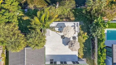 876 NW 6th Avenue Boca Raton FL 33432