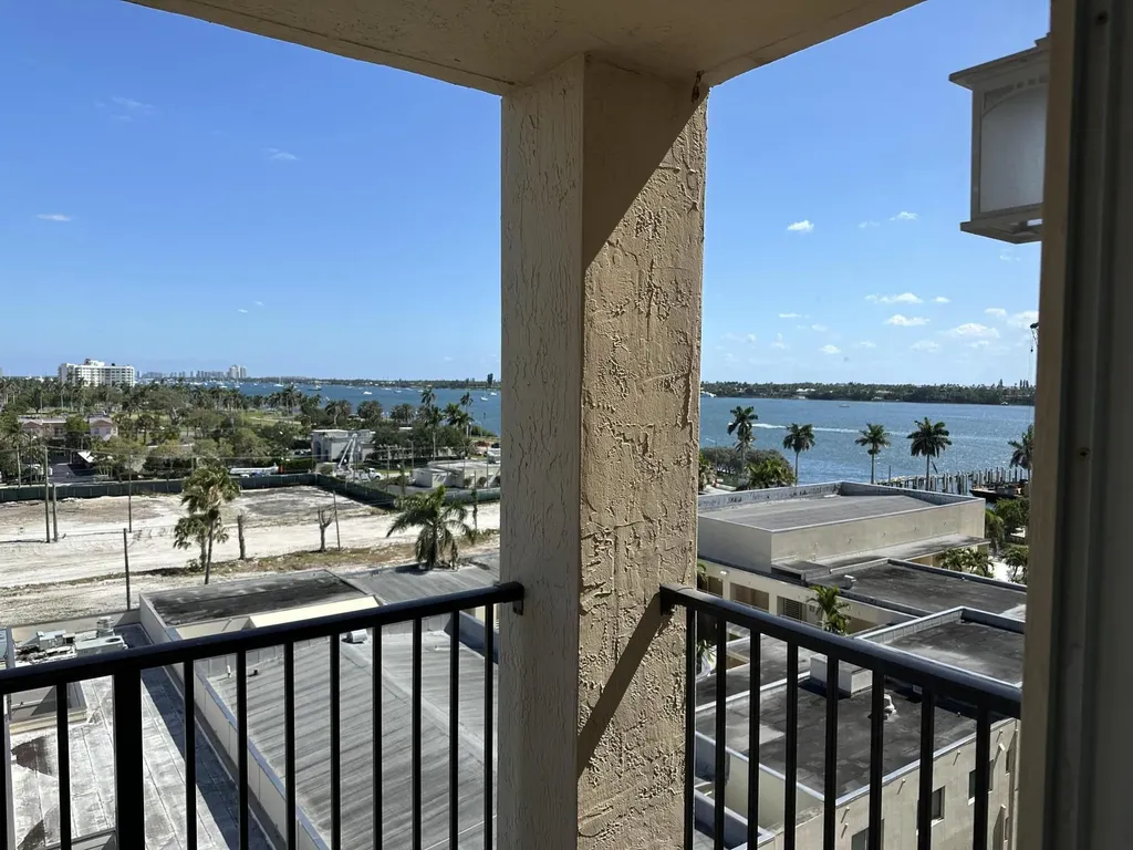1801 N Flagler Drive West Palm Beach FL 33407