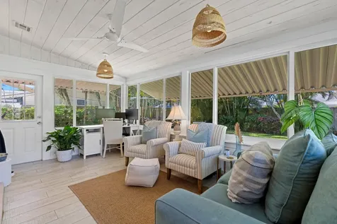 1517 N Palmway Lake Worth Beach FL 33460
