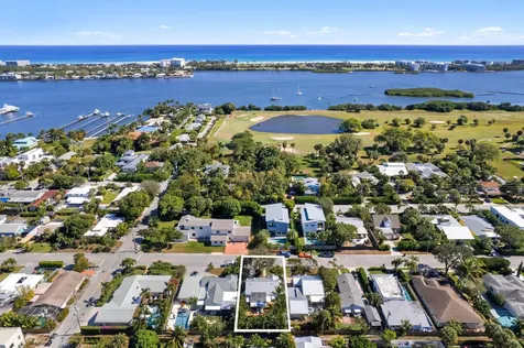 1517 N Palmway Lake Worth Beach FL 33460
