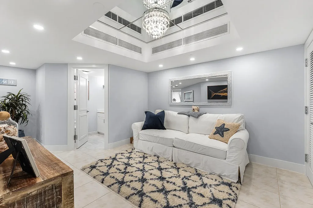 100 Lakeshore Drive North Palm Beach FL 33408