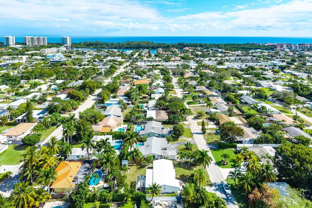 435 NE 35th Street Boca Raton FL 33431