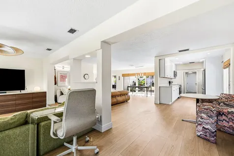 435 NE 35th Street Boca Raton FL 33431