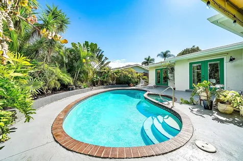 435 NE 35th Street Boca Raton FL 33431
