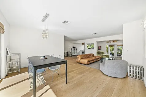 435 NE 35th Street Boca Raton FL 33431