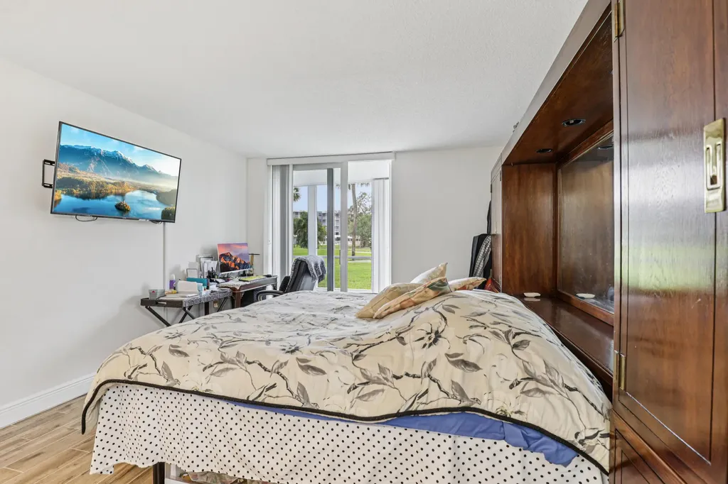 250 NW 67th Street Boca Raton FL 33487