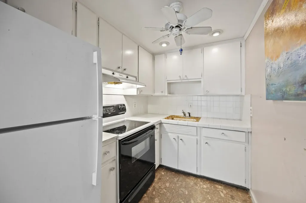 1820 S Ocean Boulevard Delray Beach FL 33483