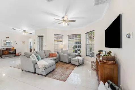5827 Via De La Plata Circle Delray Beach FL 33484