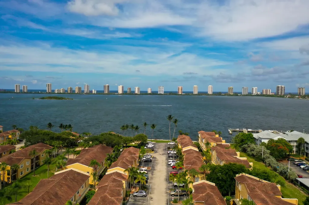 1020 Lake Shore Drive Lake Park FL 33403