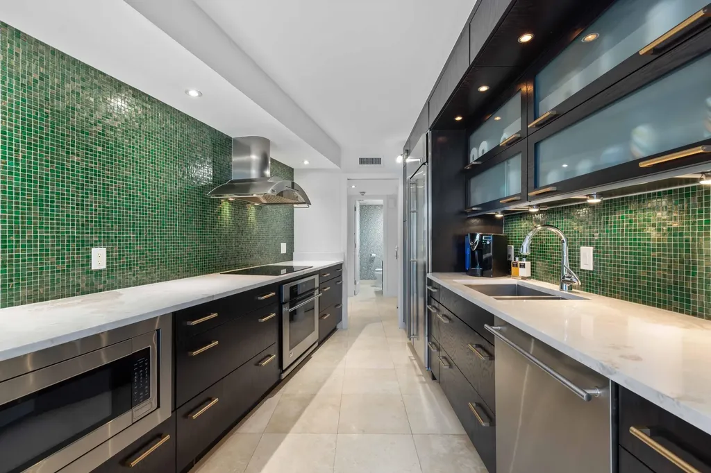 130 Sunrise Avenue Palm Beach FL 33480