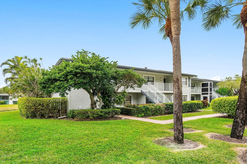 34 Southport Lane Boynton Beach FL 33436