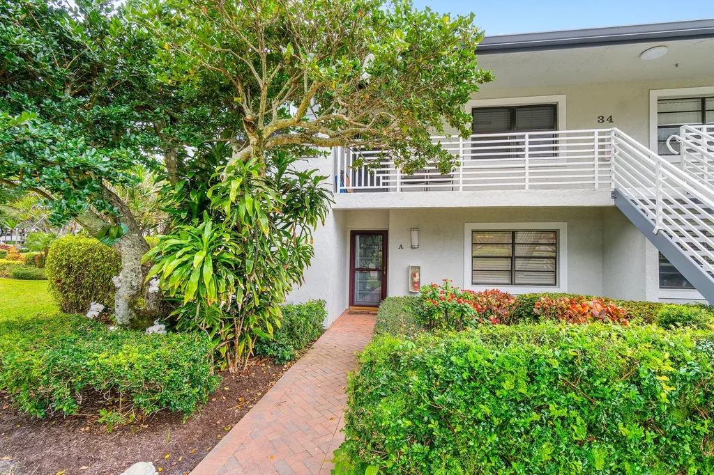 34 Southport Lane Boynton Beach FL 33436
