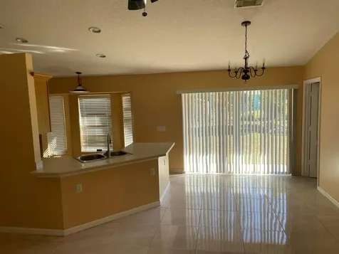 976 SW Whittier Terrace Port St Lucie FL 34953