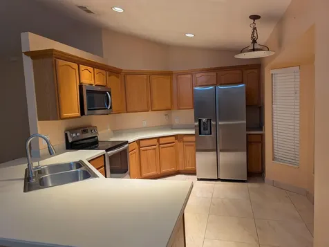 976 SW Whittier Terrace Port St Lucie FL 34953