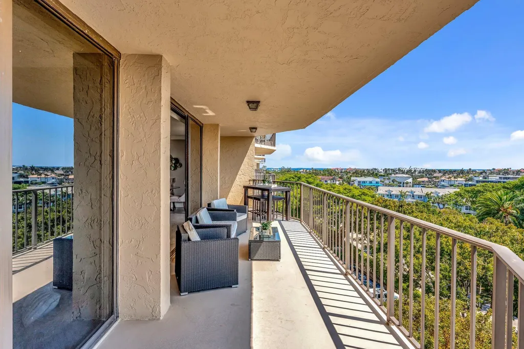 859 Jeffery Street Boca Raton FL 33487