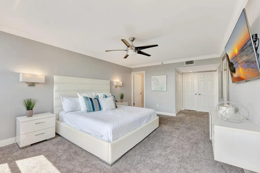 859 Jeffery Street Boca Raton FL 33487