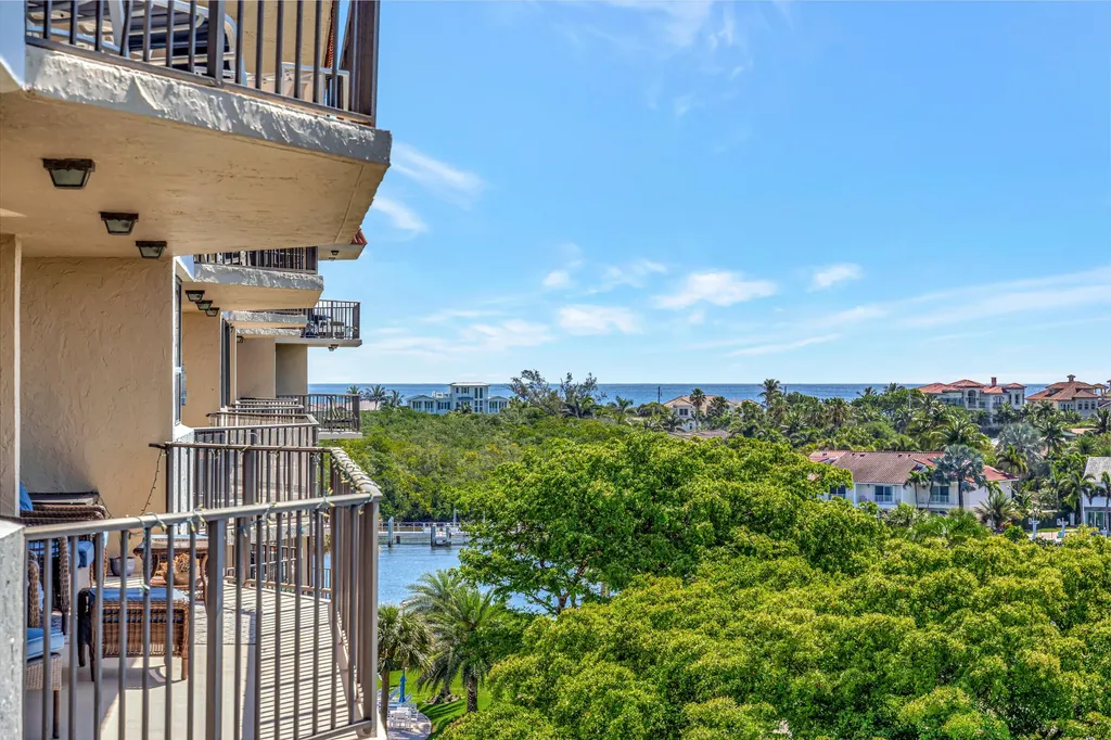 859 Jeffery Street Boca Raton FL 33487