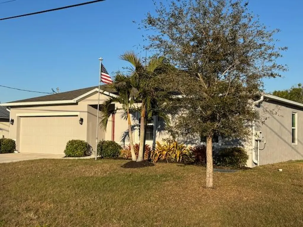 1733 SW Cremona Street Port St Lucie FL 34953