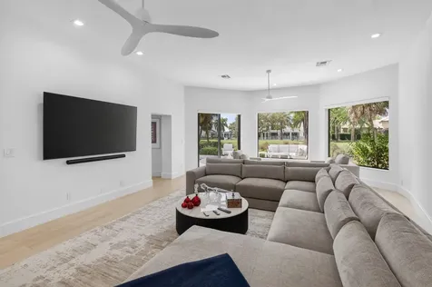 17829 Scarsdale Way Boca Raton FL 33496